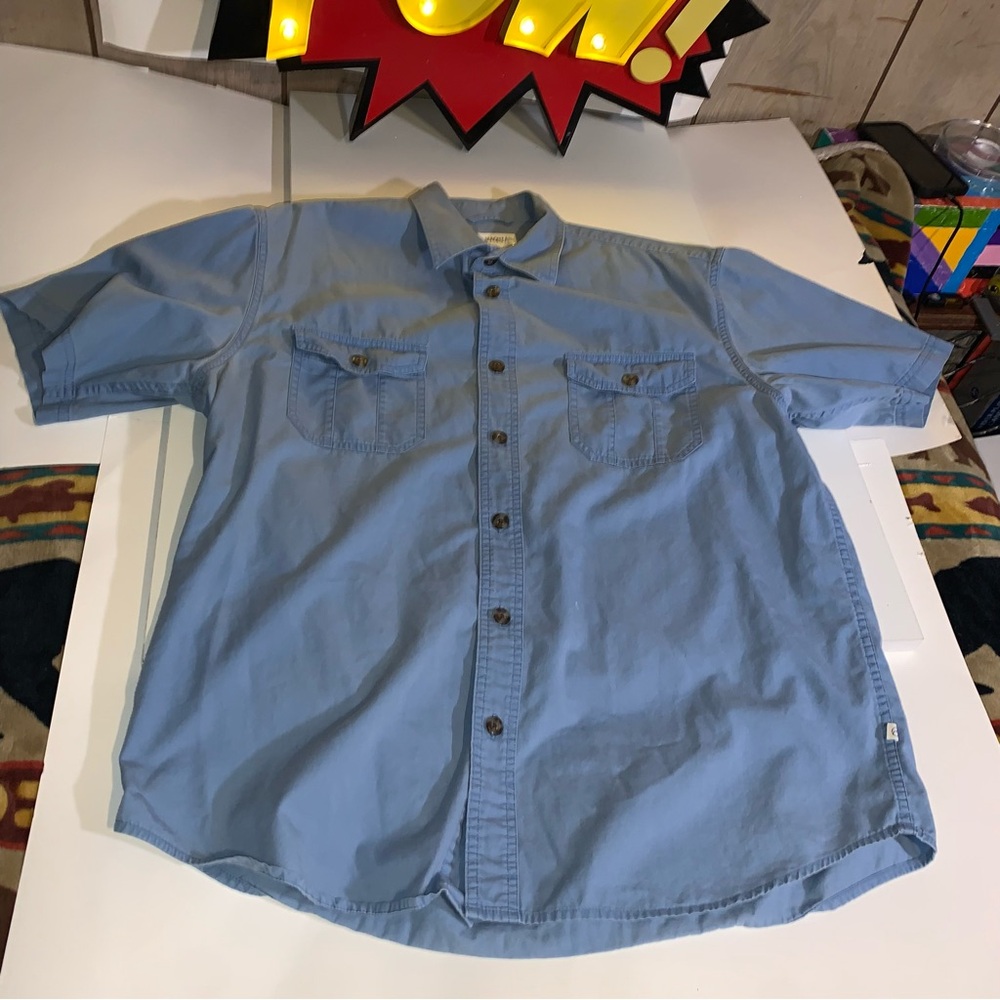 Men’s Large Magellan blue button down shirt
Used - Great Condition
